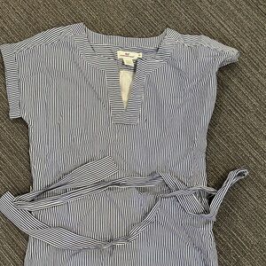 Vineyard Vines XS Blue and White Striped Dress